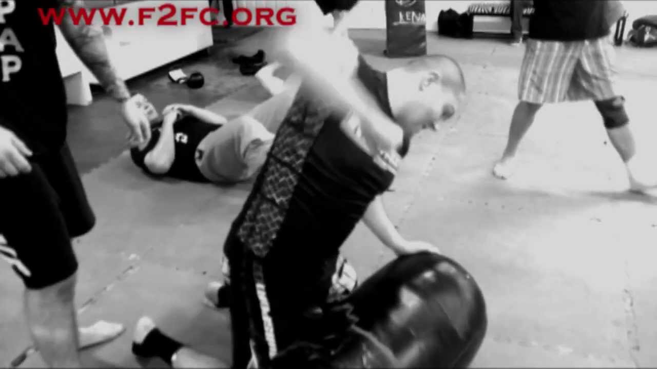 Face 2 Face Combat KAPAP KRAVMAGA UK