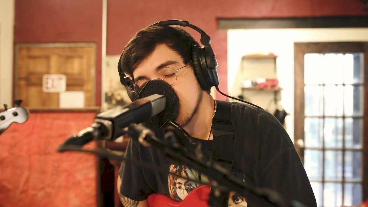 Comedown by Arverne at Livingrooms