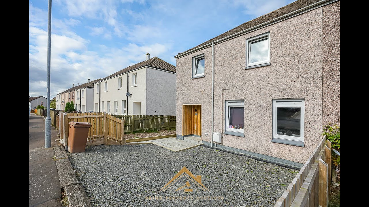 8 Lamont Crescent, Cumnock, KA18 3DX