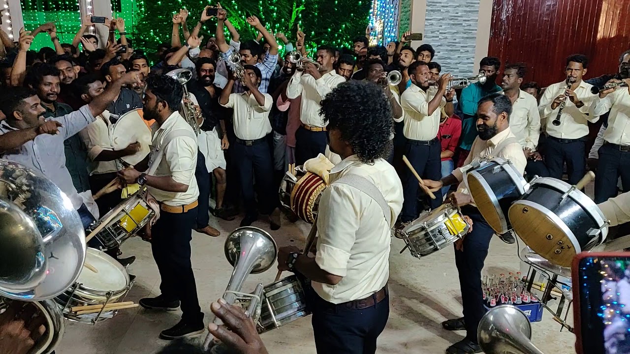 Ragadeepam mudathikode. Iam a disco dancer bandset song