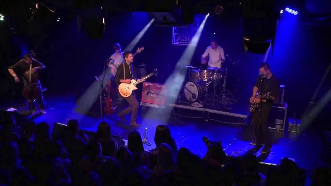 Szabó Balázs Bandája - Bájoló