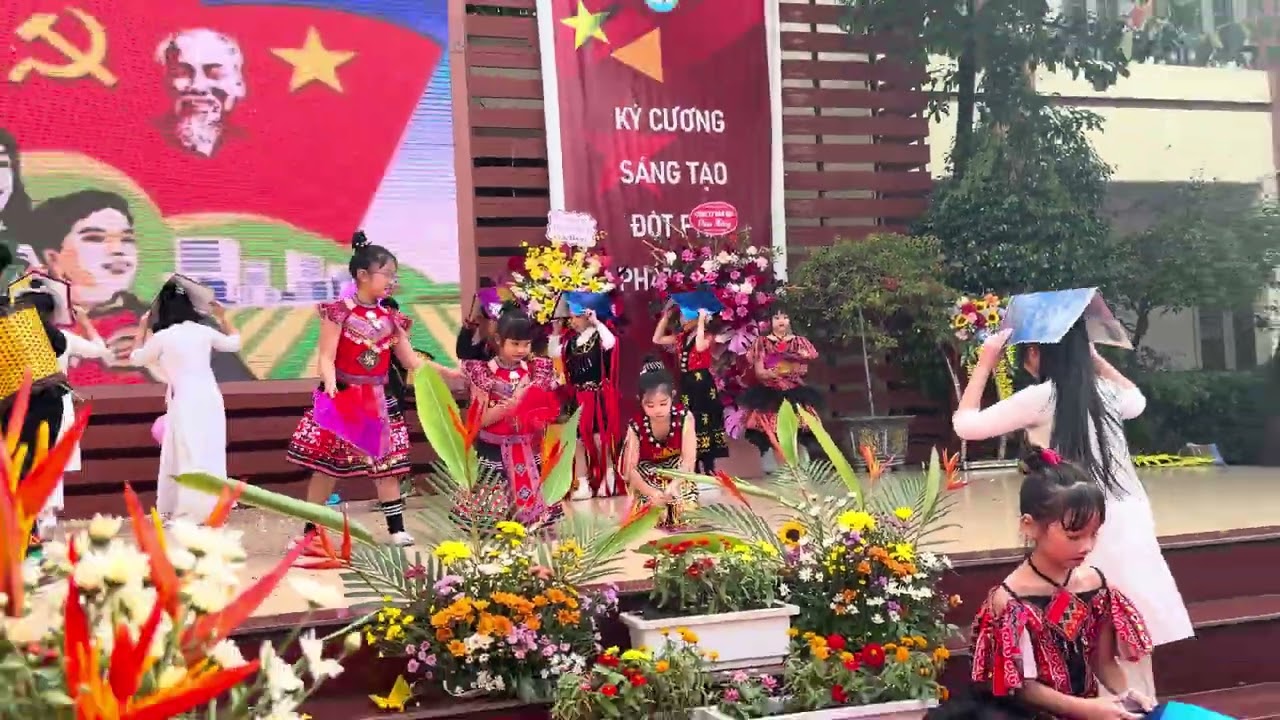Tiết mục biểu diễn kỉ niệm ngày 20/11- TH Lương Yên