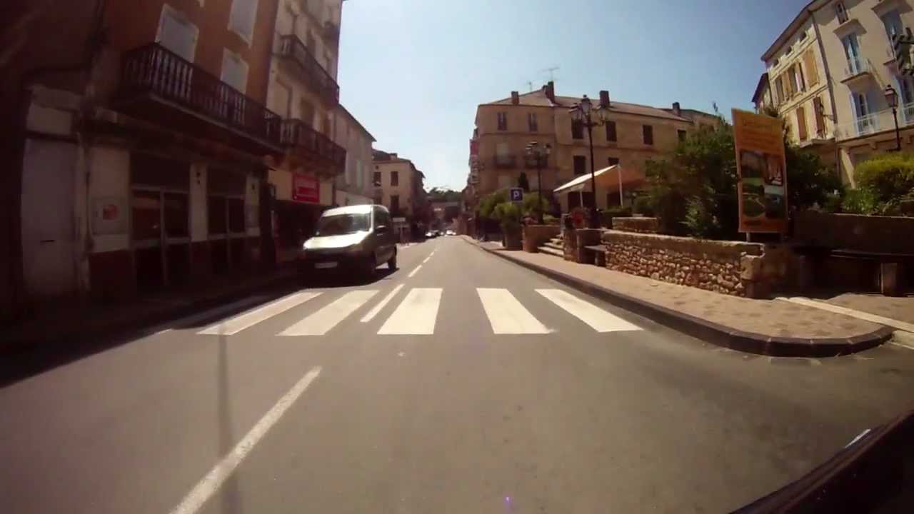 Travers&eacute;e de la ville de Fumel