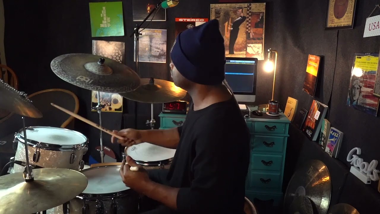 BAI&Atilde;O CHUVOSO FROM PIPOQUINHA BY Isac Jamba
