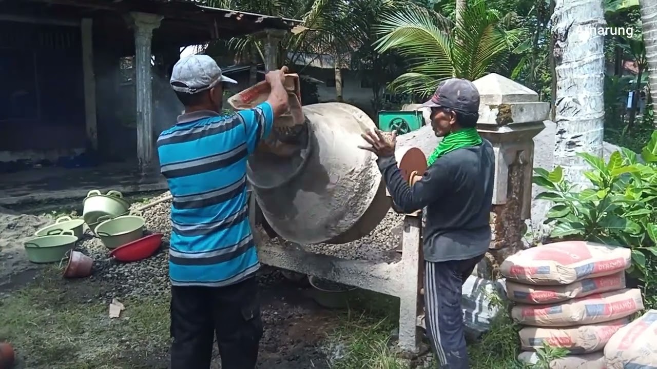 Rabat Beton Jalan Poros Desa