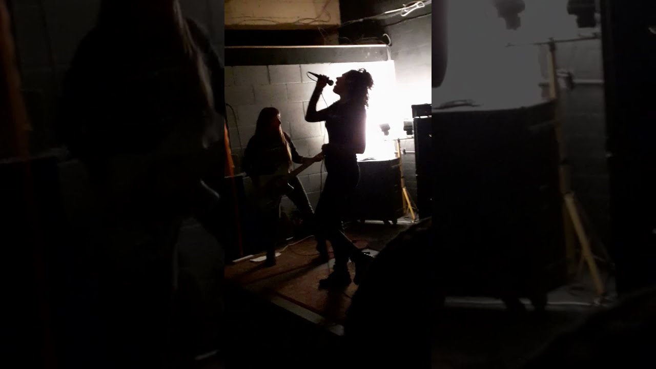 Indre Krig play a matinee show at Damaged Goods, Leeds, 12/2/23