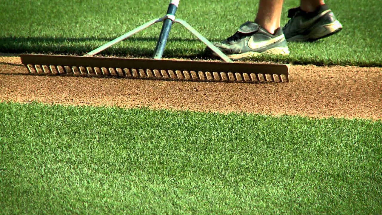 Purdue Turf Management Grad Keeps Victory Field in Play