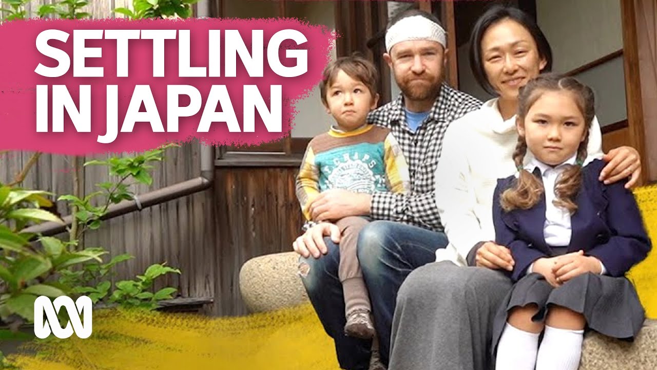 Searching for a home in Japan 🏠👪 | New Format For Living EP2 | ABC Australia