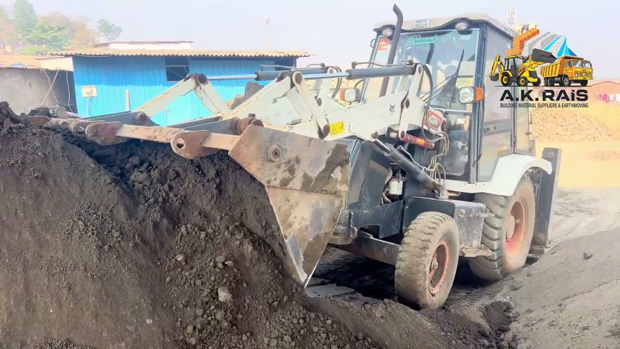 Jcb Bobcat B900 Fly ash stock to Dozing #bulldozerofficial #constructionequipment #bobcatb900 #jcb 