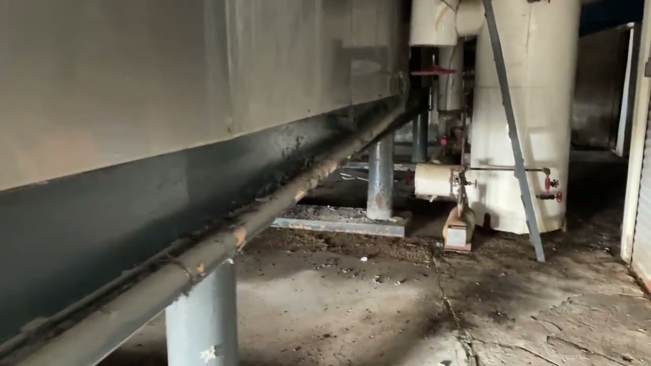 Genemco- Turbo CAR-144 Plate Ice Maker (Ammonia) Refrigeration, 70 Ton Day)
