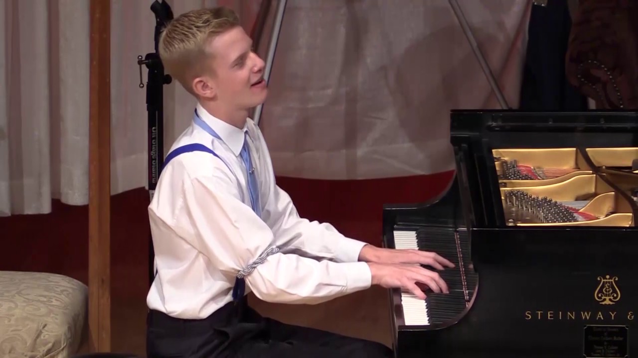 Geoffrey LaDue  performing 