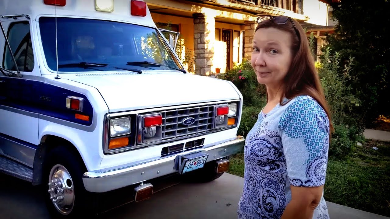 #13 Video: Completed Amazing DIY Ford Ambulance RV Camper Van MotorHome Conversion! Van de campista!