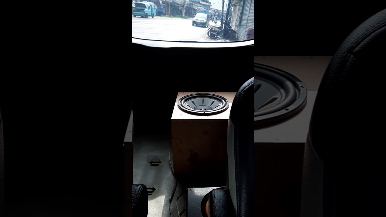 test subwoofer performa 12 rf. power rockford punch mono 40
