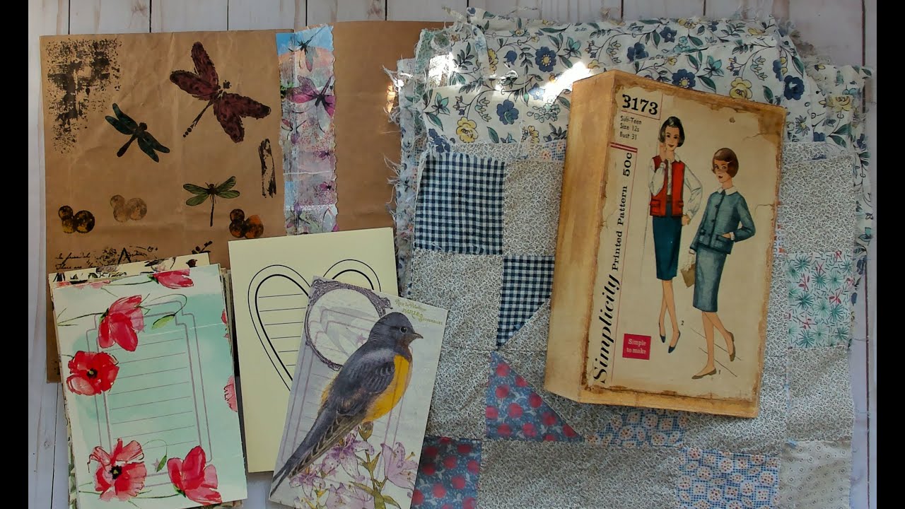 What's on my desk/Vintage Quilt/Scrappy Notebook/Sewing Pattern Journal/Napkin Journal Card/New Idea