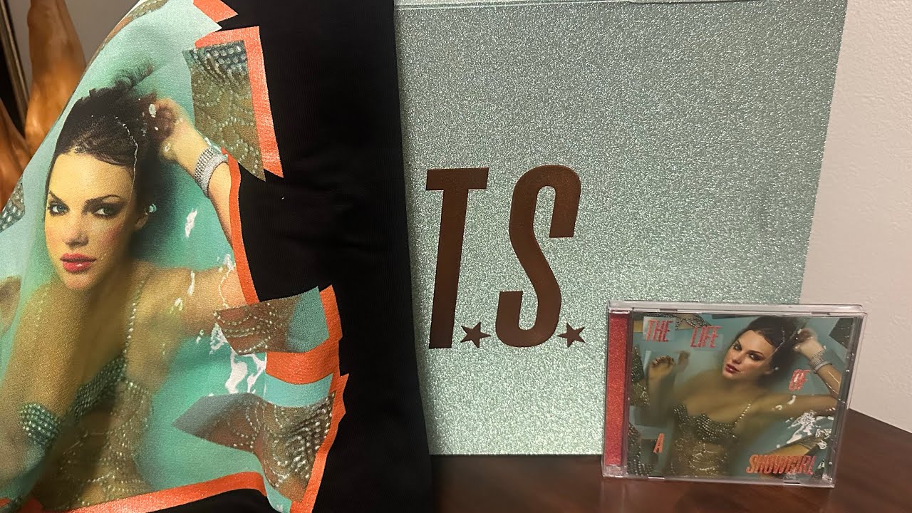 ✨ ASMR Taylor Swift “A Life of a Showgirl” Sweatshirt Unboxing ✨