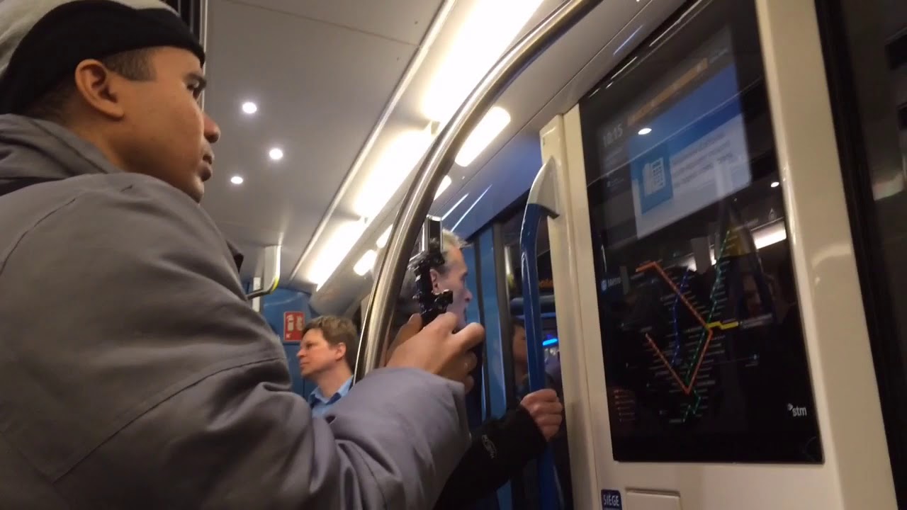 New AZUR metro trains
