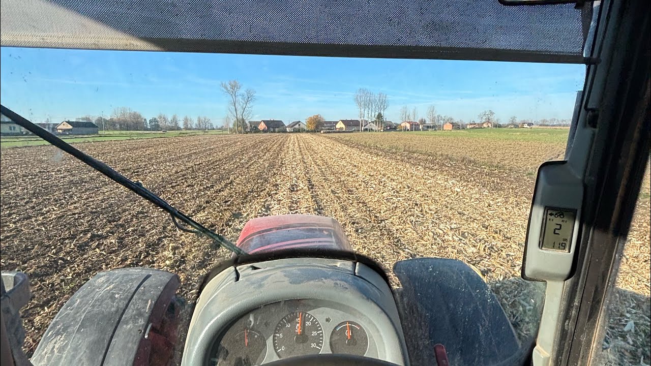Talerzowanie- Valtra T160 + talerzówka Rolmako