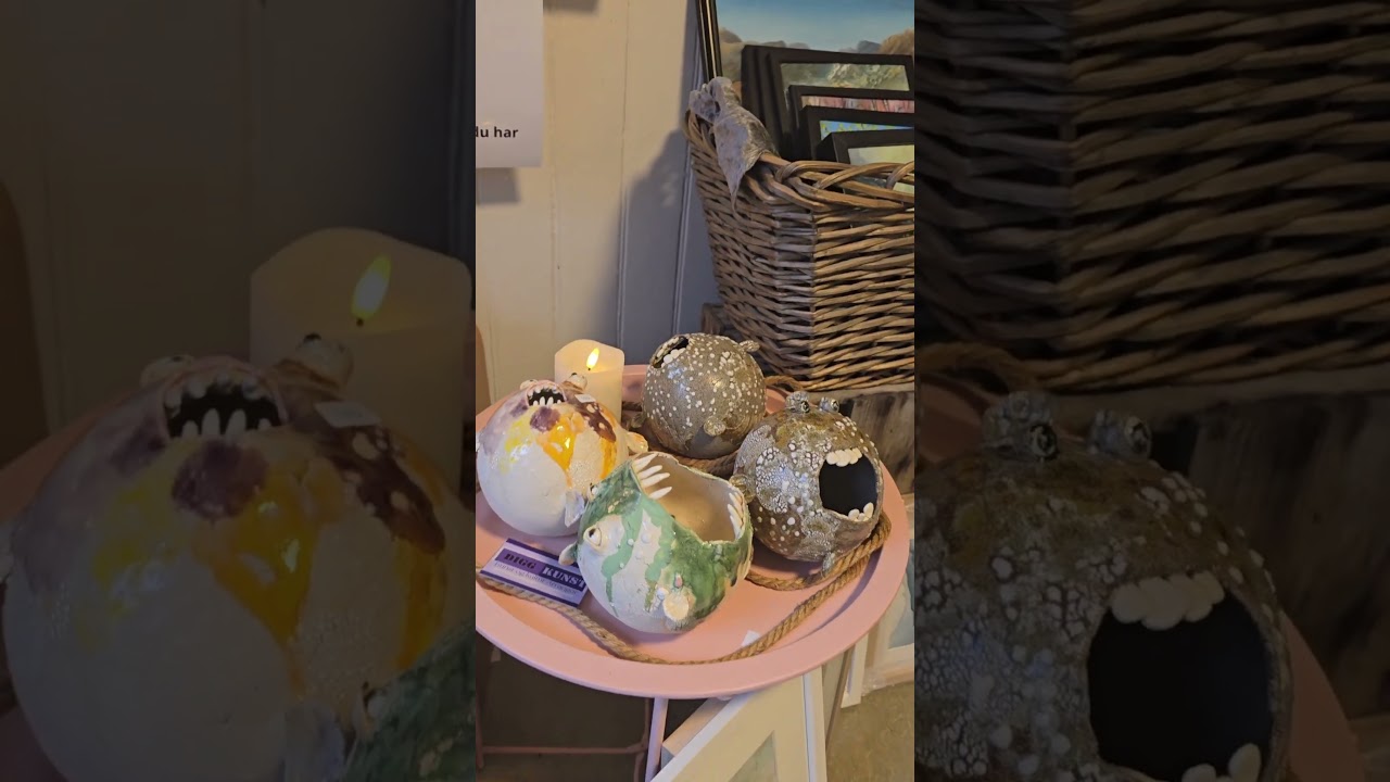 Bobler & sn&aelig;x. &Aring;pning av sommerutstilling i Stavern. #exhibition #art #artforsale #utstilling