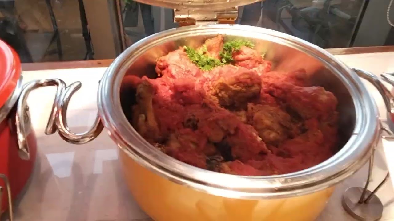 Breakfast Buffet at Mento (Ramada by Wyndham Manila Central) 