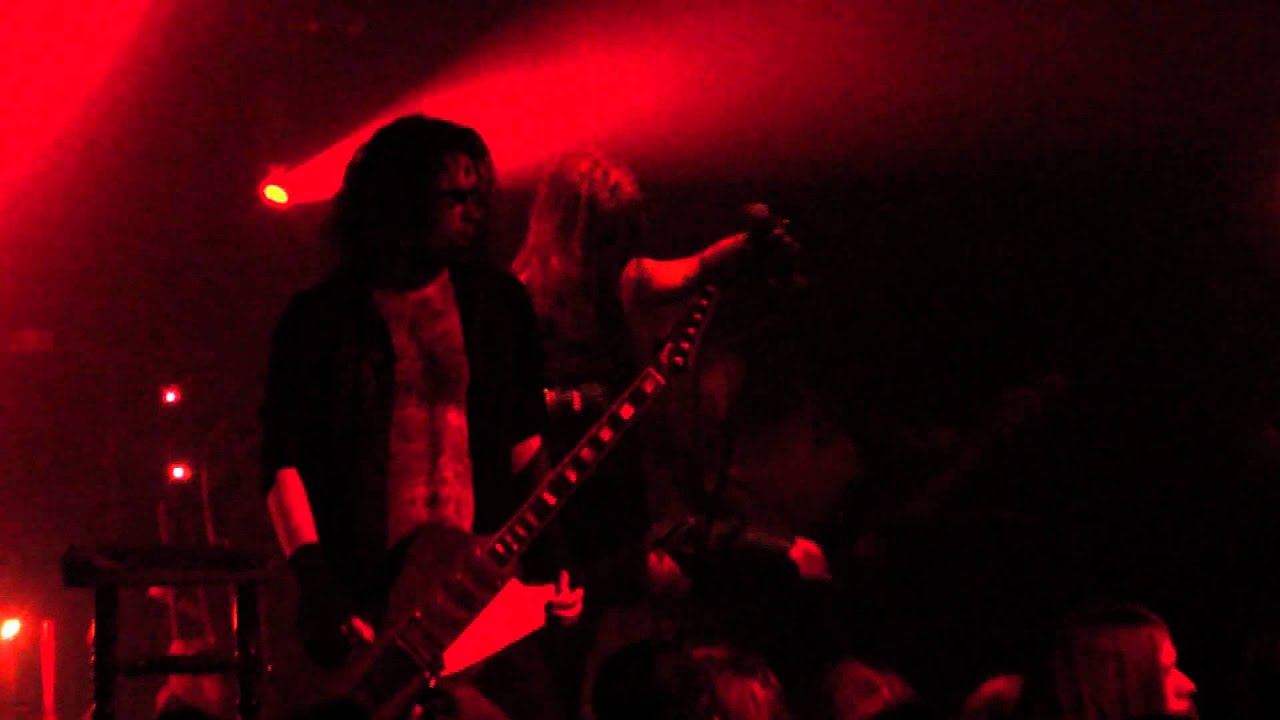 ONE TAIL, ONE HEAD - THE SPLENDOUR OF THE TRIDENT TYGER (Live)