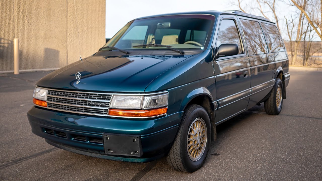 1994 Plymouth Grand Voyager SE Walk-around Video