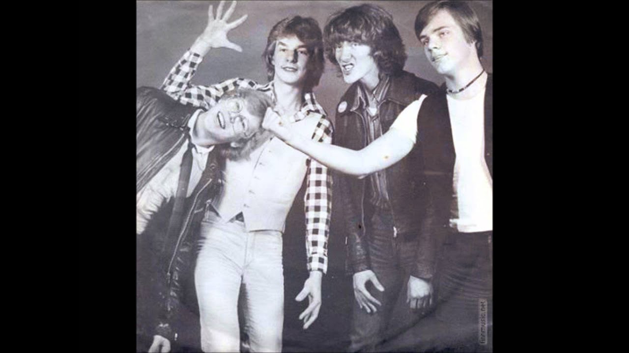 Ypö- Viis - Tyttöni on punk   1979