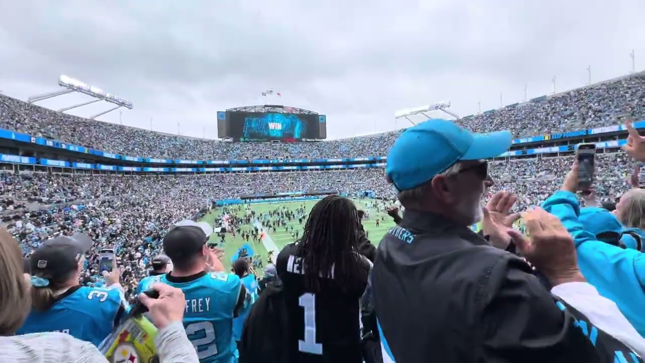 Sweet Caroline | Panthers vs Cowboys 2025