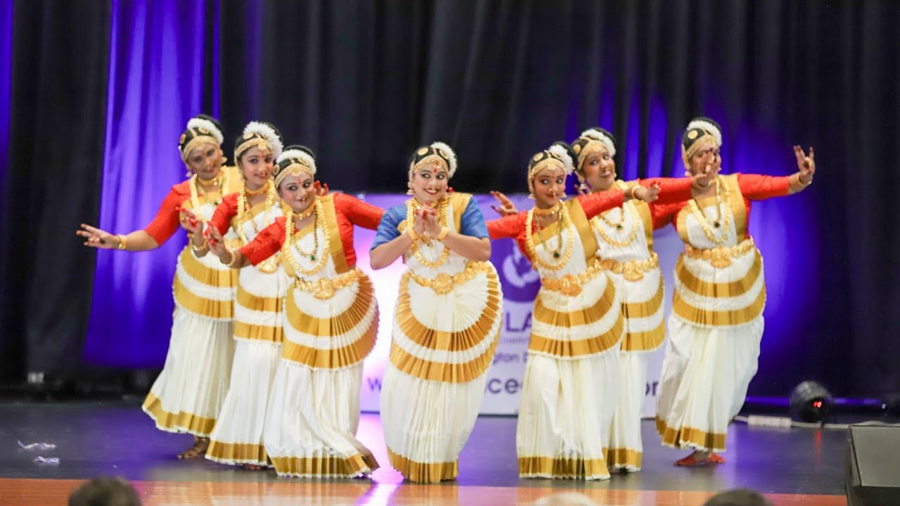 KARUKARE KARMUKIL//MOHINIYATTAM//GROUP // by Team NALANDA