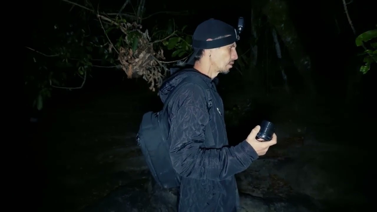 MULHER APARECE NO RIO E NOS PEDE AJUDA - SPIRITBOX