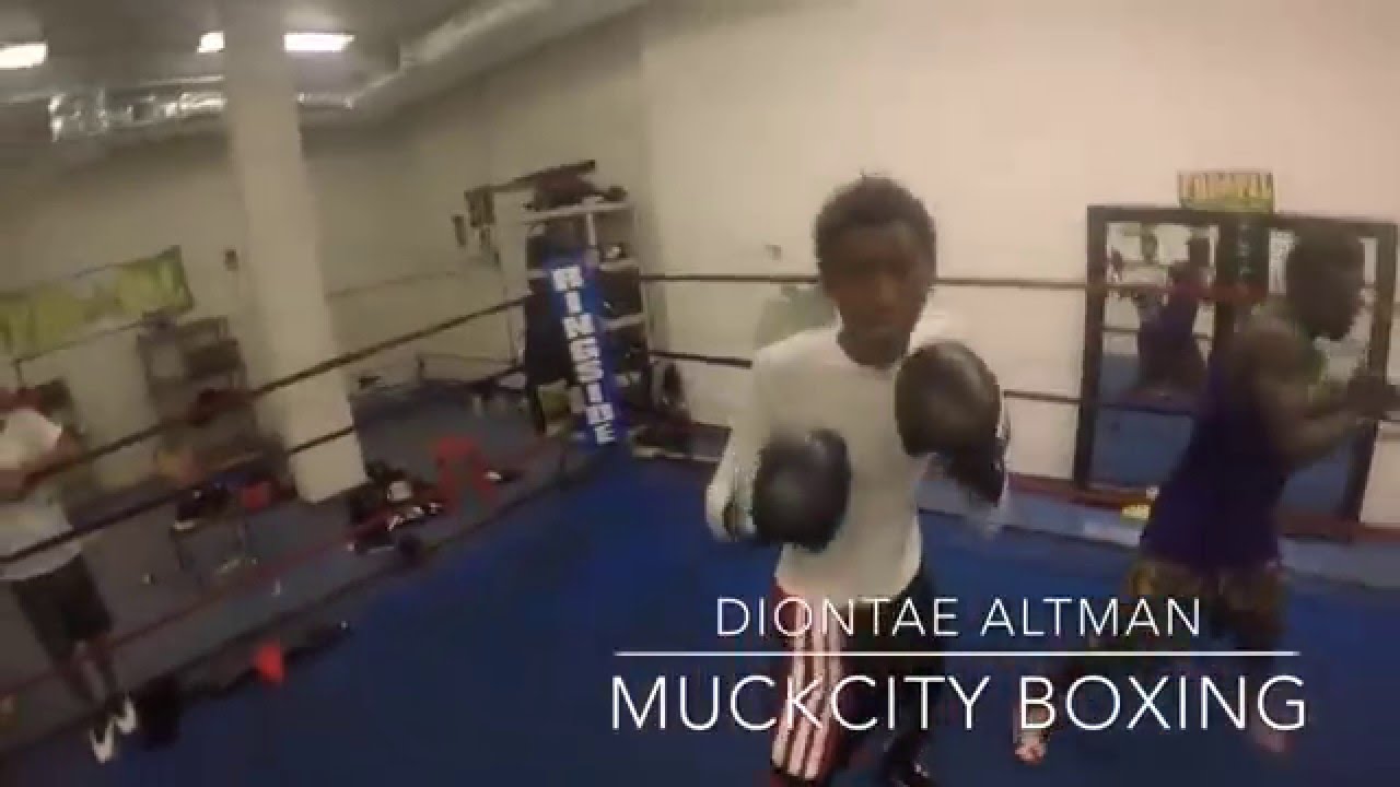 MuckCity Boxing: Diontae Altman Mitt Work