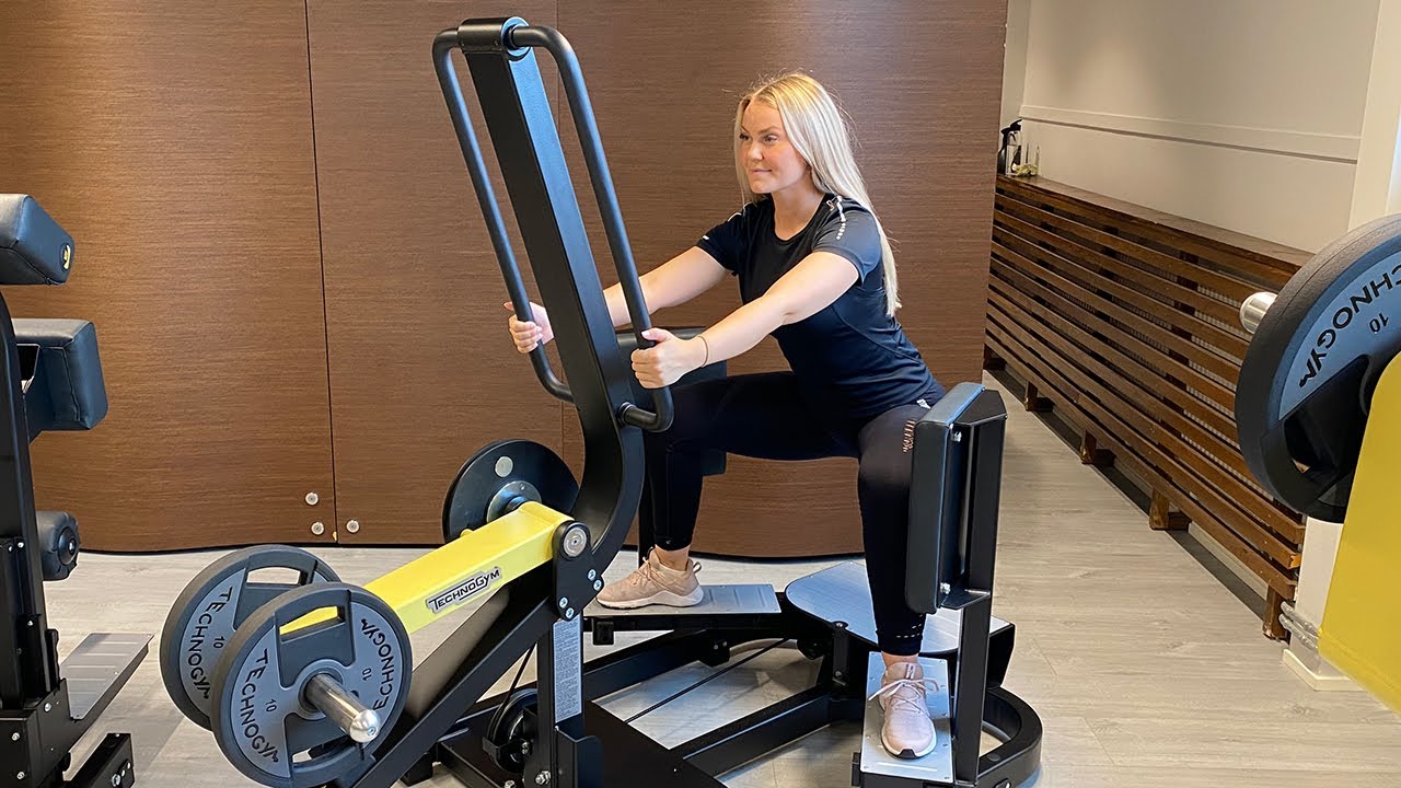 Träna rumpan med TECHNOGYM Standing Abductor