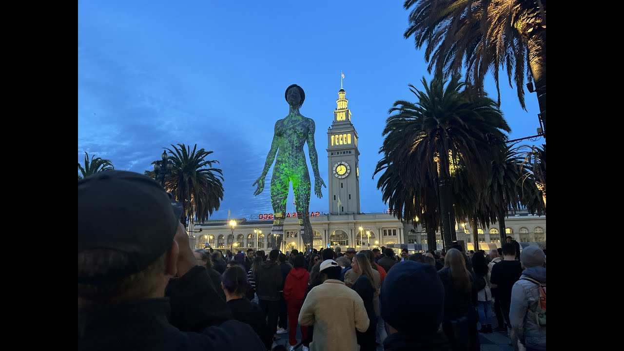 45-foot-tall sculpture unveiled in San Francisco's Embarcadero Plaza