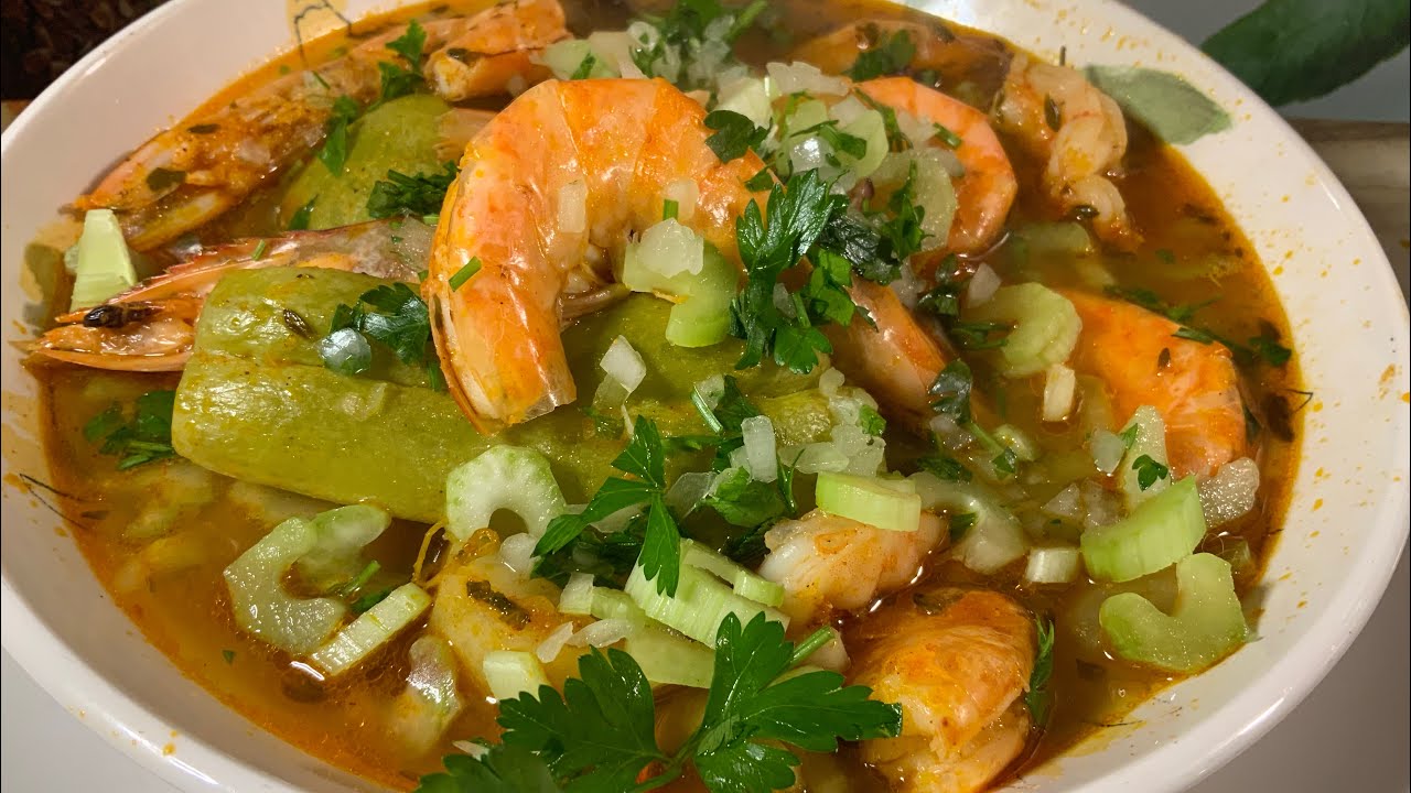 CALDO  DE CAMARONES 🍤 Y PULPO🐙RIQUÍSIMO 
