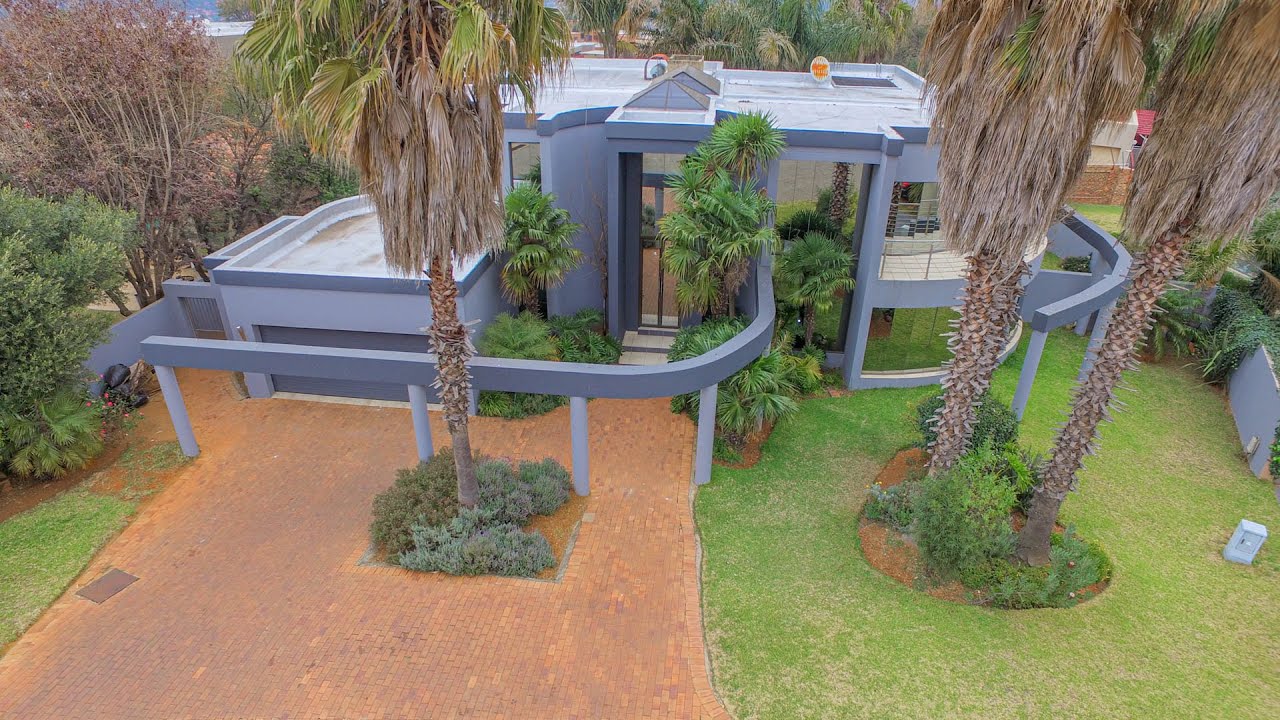 4 Bedroom for Sale - Bassonia Estate, Johannesburg South