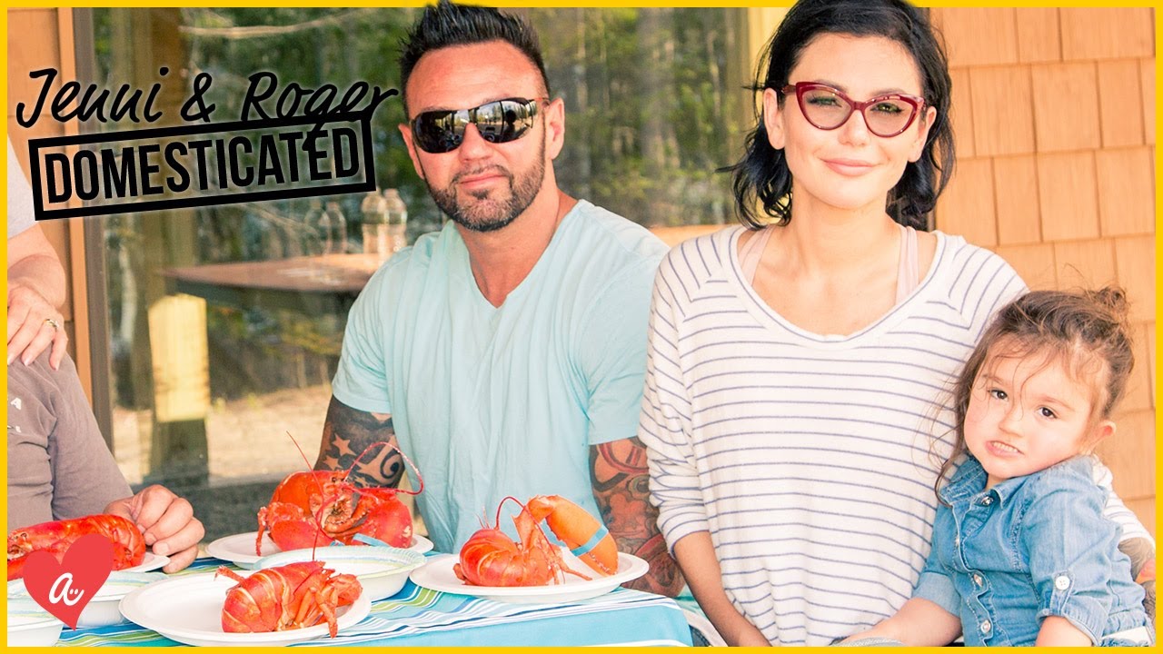 BBQ WITH THE MATHEWS | Jenni & Roger: Domesticated | Awestruck