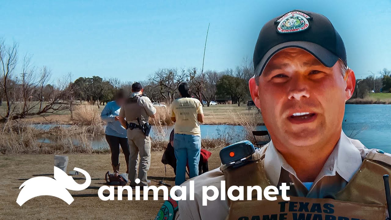Control de pesca recibe resistencia | Guardianes de Texas | Animal Planet