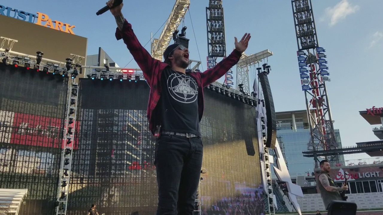 Avenged Sevenfold - Hail To The King (Live) Atlanta, GA 7-9-17