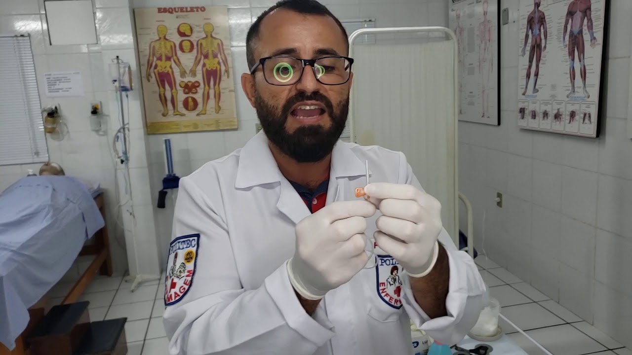REALIZAÇÃO DE PUNÇÃO COM SCALP
