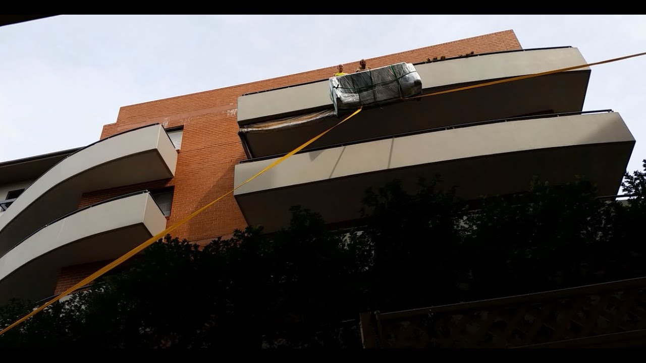 How To Do A Balcony Lift by Sydney Domain Furniture Removals