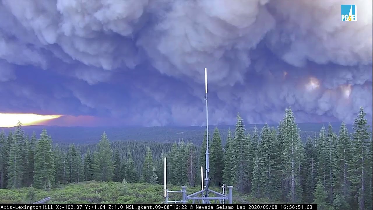 Historic run of the Claremont-Bear (North Complex) Fire into Oroville from Lexington Hill (Part I)