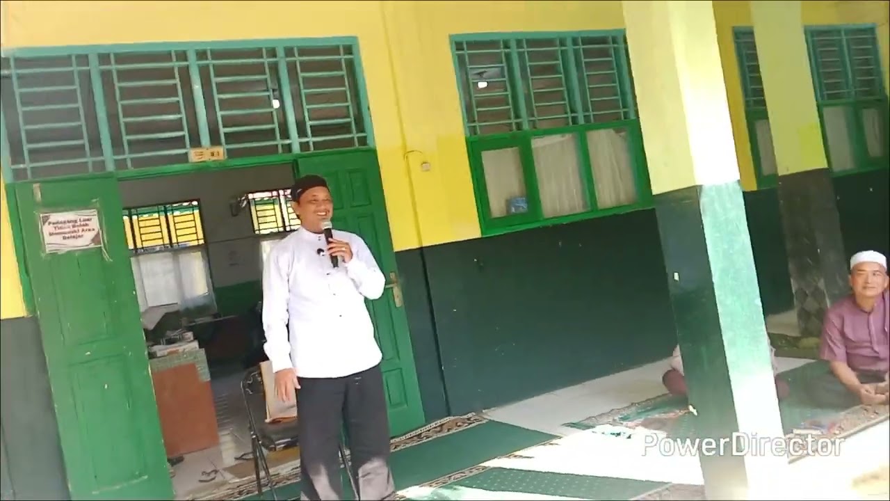 Al Qur'an Diturunkan Dengan Dua Tahap. Hikmah Nuzulul Qur'an. Ust. Iyan Sofyan. 