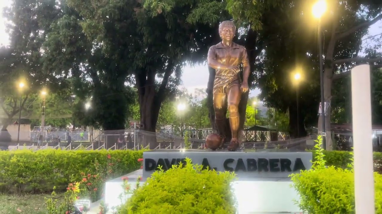 El redondel del palmar no pude grabar mucho mi gente 
