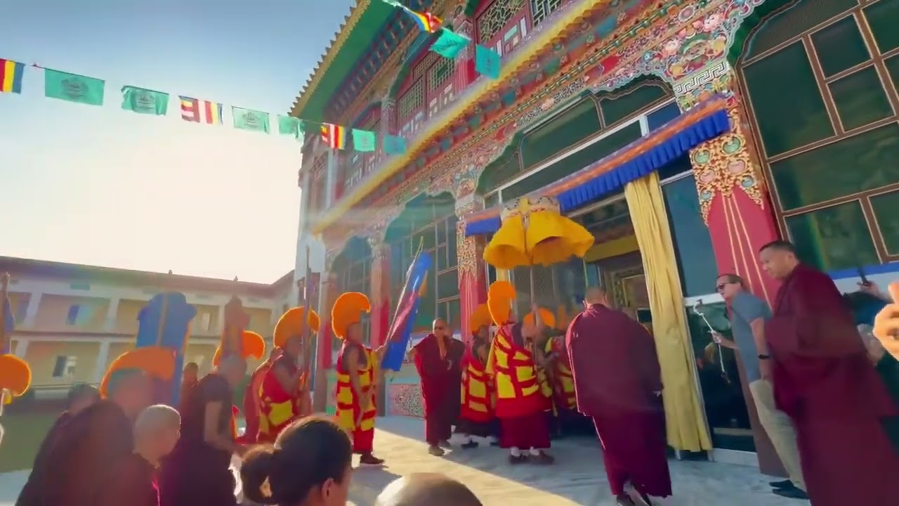 Рабджам Ринпоче прибыл в Миндролинг#история #передача #любовь #2025