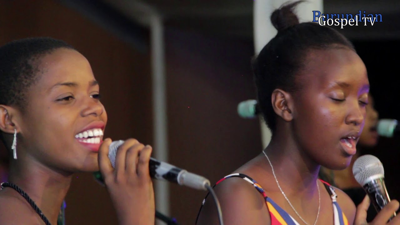 #Burundi Sarah Nibizi et Tracy - Joy  nous interprète 