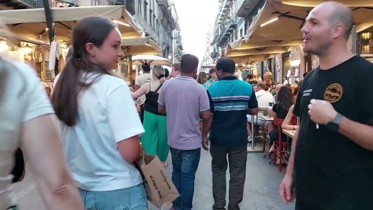 A summer Sunday in Palermo, street food, Maqueda street. # Palermo, #Sicily, #Italy.