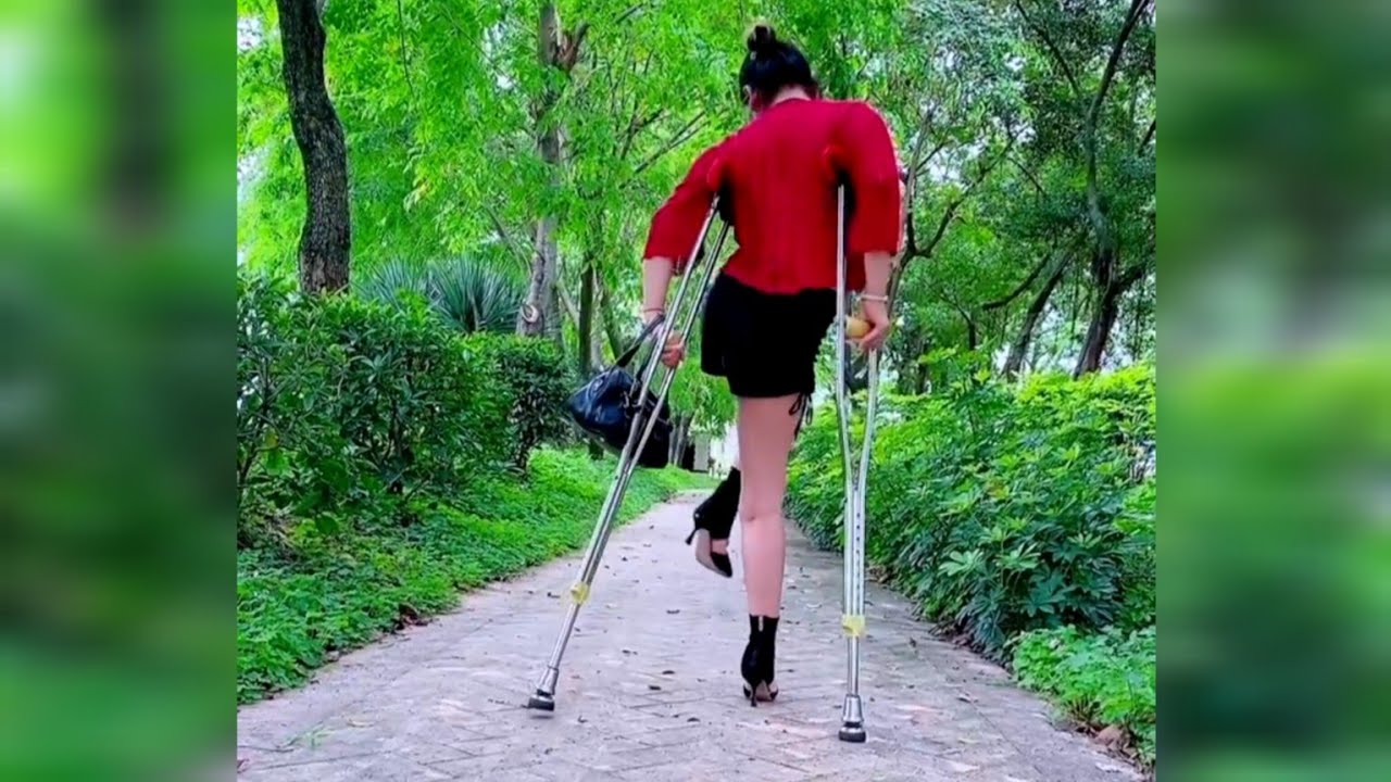 Charming Polio Girl Using Pointed High Heels with Crutches