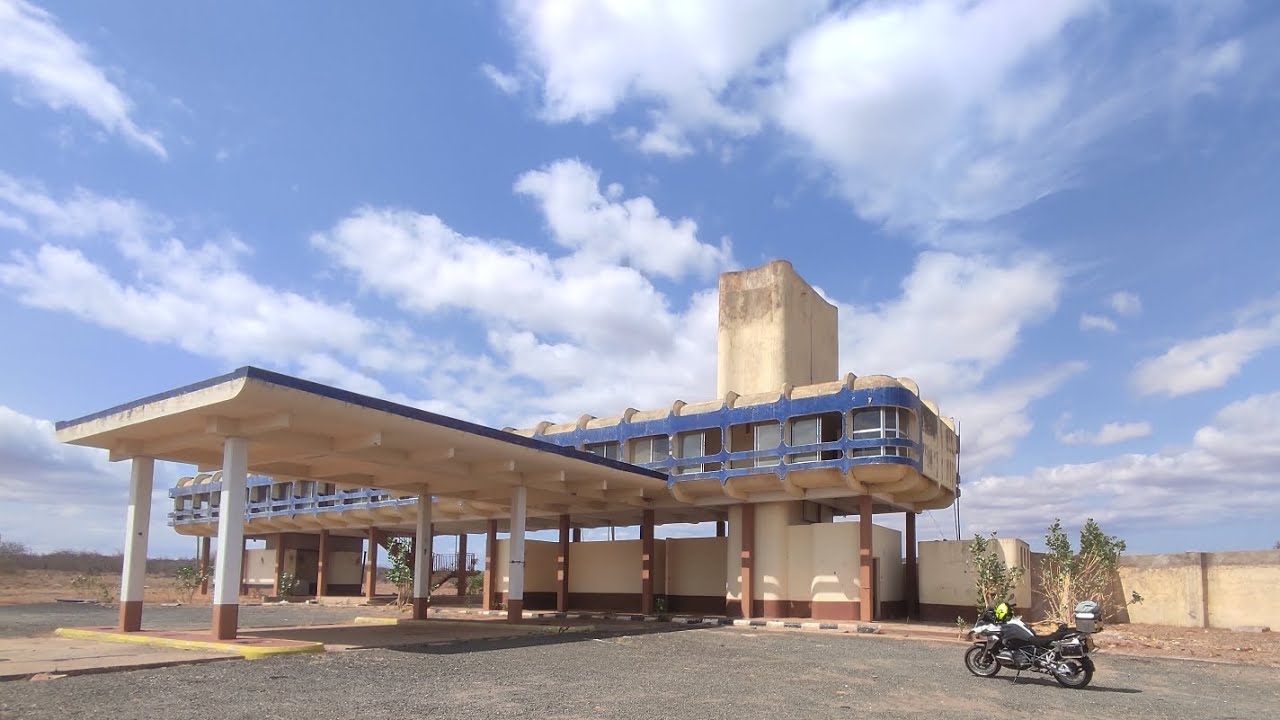 SHOCKING! Look what i found inside the Abandoned Man-Eaters hotel of Tsavo😳😳😳..
