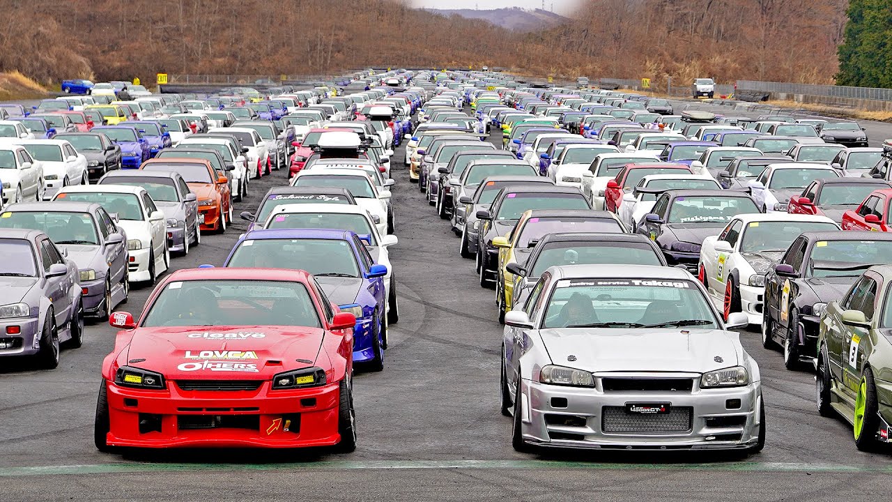 THE BIGGEST R34 Skyline Meet! Japan's R34 Festival 2023
