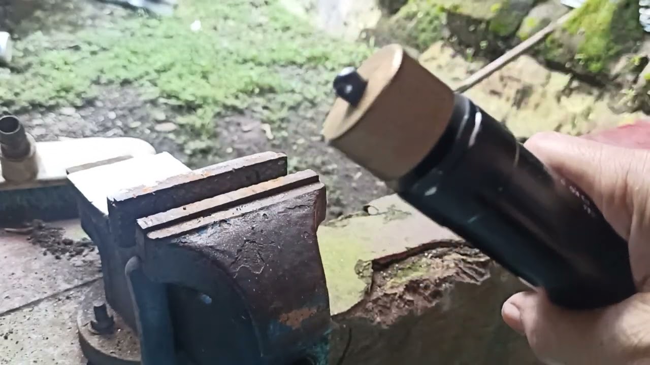 kunci custom untuk buka tabung HW 100 ori biar gak lecet lecet😁😍
