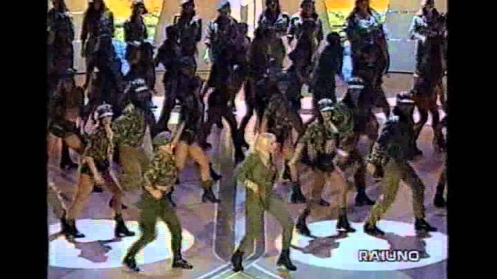 Raffaella Carrà, Heater Parisi - Balletto Carramba 2015 (Can't feel my face)